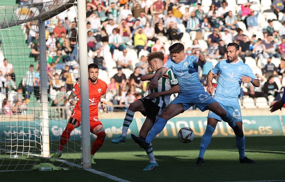 Las espectaculares imágenes del Córdoba CF - Villanovense