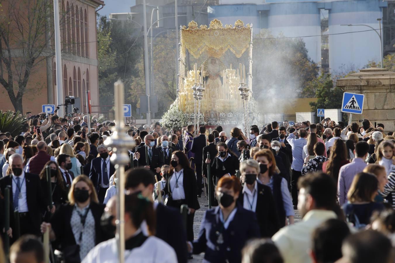 Semana Santa Córdoba 2022 | Las emotivas procesiones de las Lágrimas y la O, en imágenes