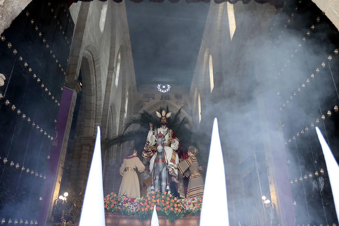 Procesión de la Hermandad de la Salida Triunfal, en Córdoba. 