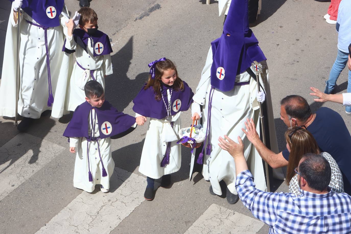 El imágenes, el Rescatado reparte su gracia el Domingo de Ramos en Córdoba