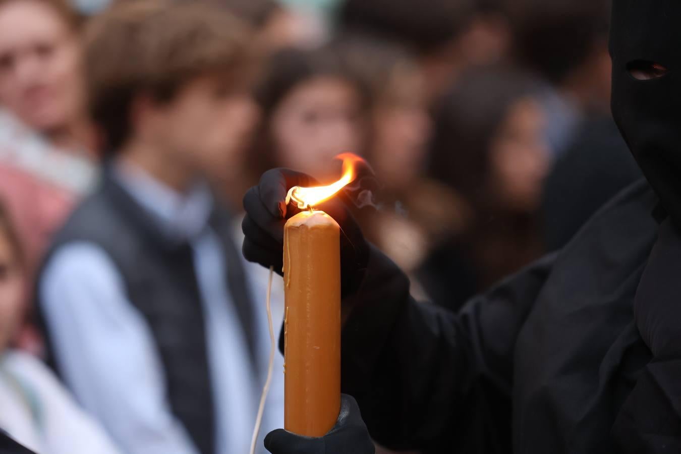 Lunes Santo | La mística salida del Via Crucis de Córdoba, en imágenes