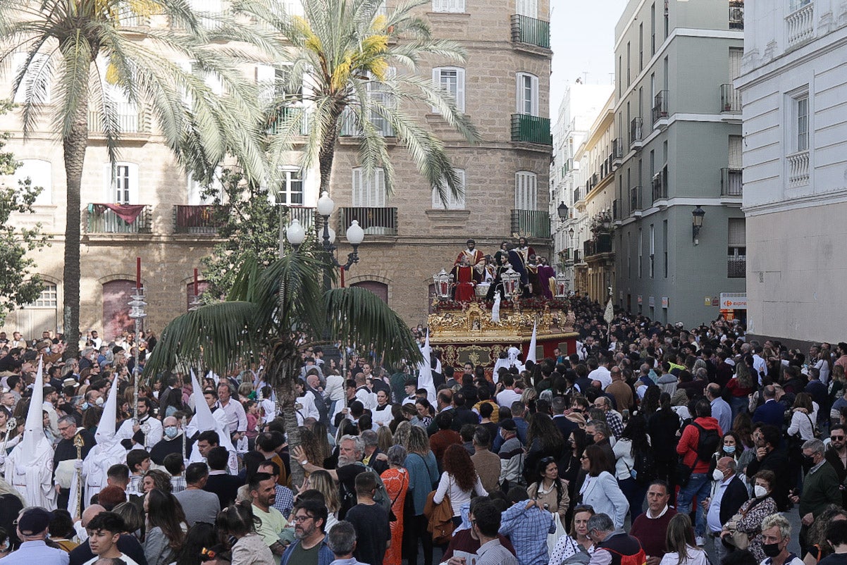 En imágenes: Así ha sido el Domingo de Ramos en Cádiz