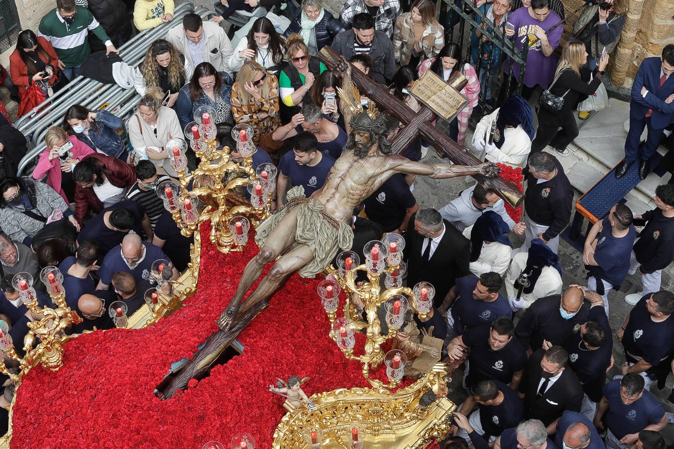 Fotos: La Palma, el Lunes Santo en Cádiz