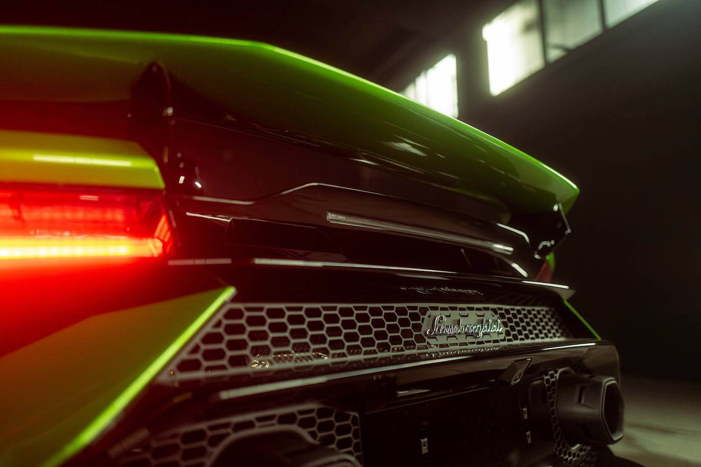 Lamborghini Huracán Tecnica, la nueva generación de V10 de tracción trasera