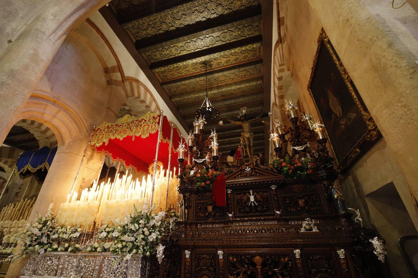 Martes Santo | Tristeza en la Catedral por la suspensión de la Agonía de Córdoba, en imágenes