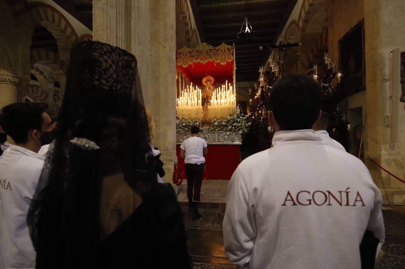 Martes Santo | Tristeza en la Catedral por la suspensión de la Agonía de Córdoba, en imágenes