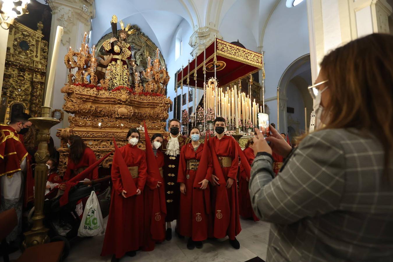 Martes Santo | La desolación por la suspensión del Buen Suceso, en imágenes