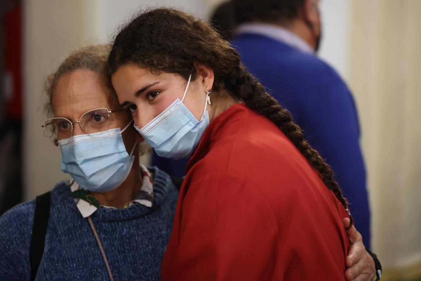 Martes Santo | La desolación por la suspensión del Buen Suceso, en imágenes