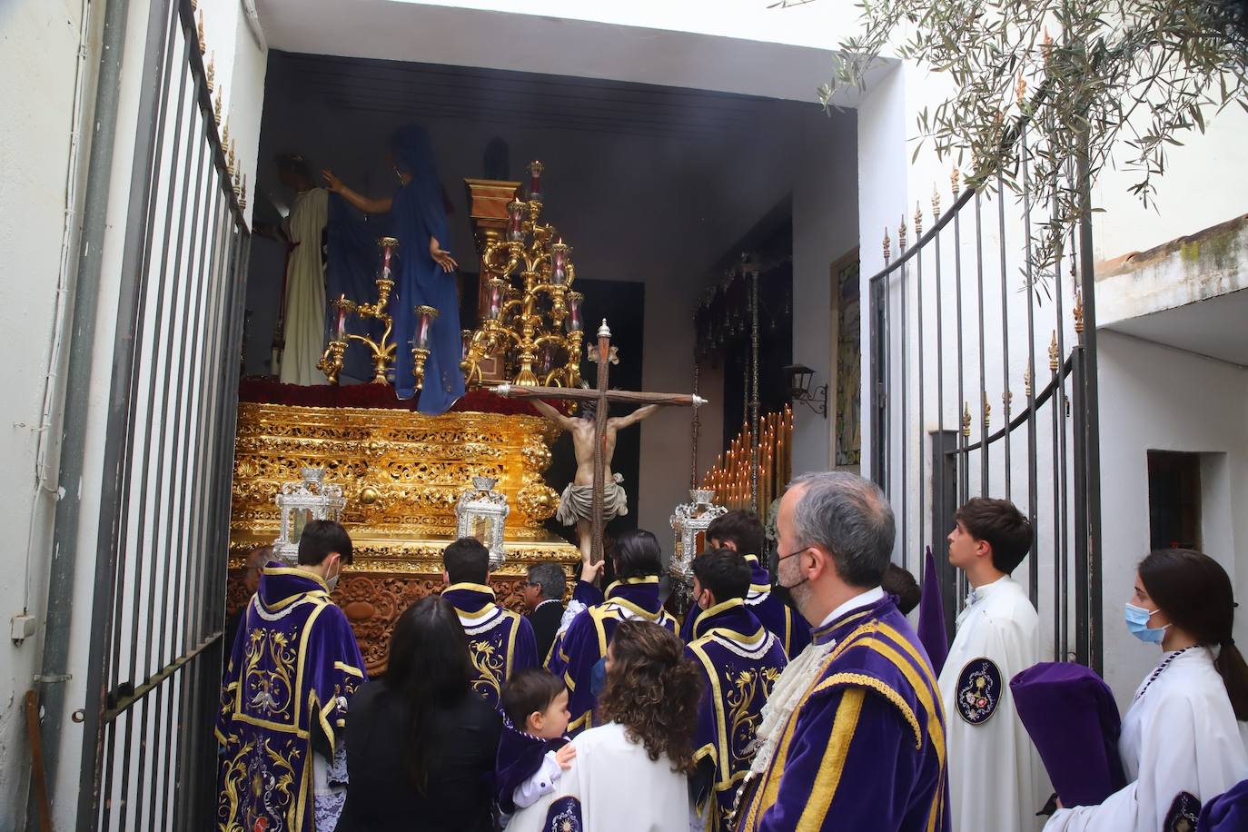 Martes Santo | La pena del Císter de Córdoba tras la suspensión, en imágenes