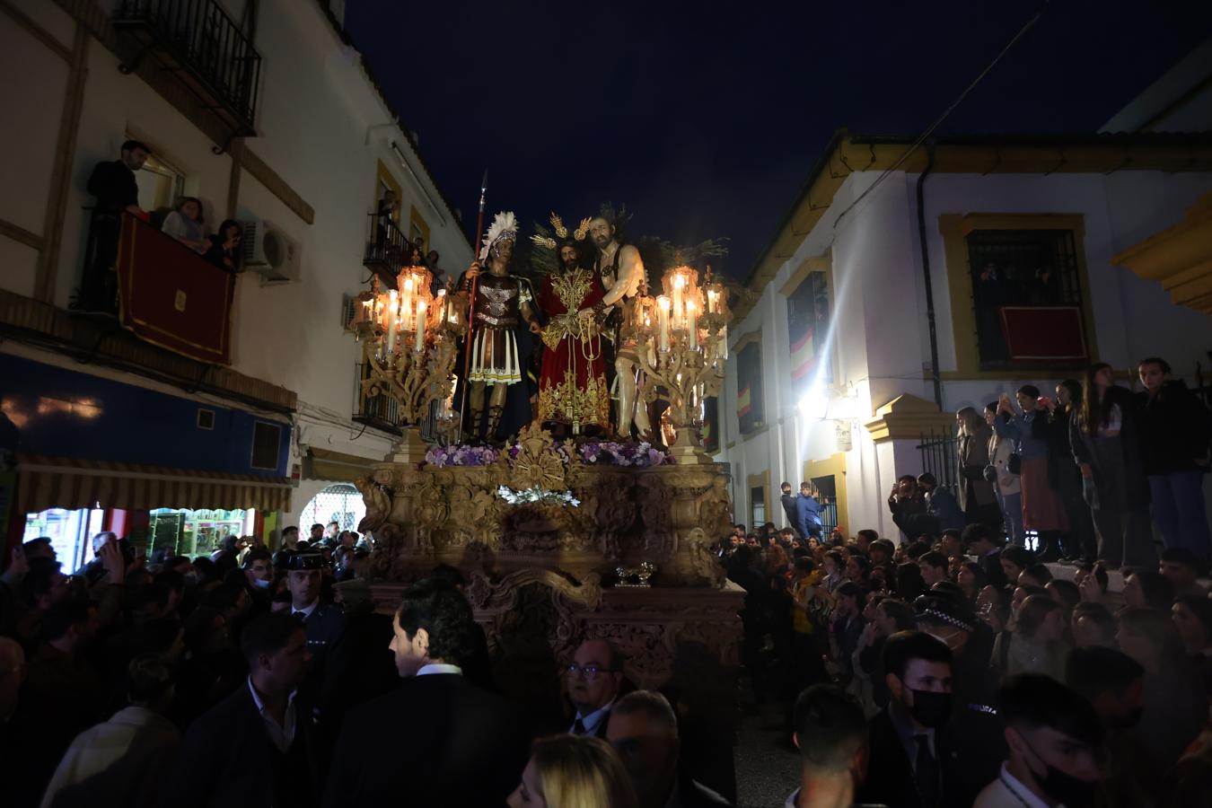 La devota vuelta del Prendimiento a María Auxiliadora de Córdoba, en imágenes