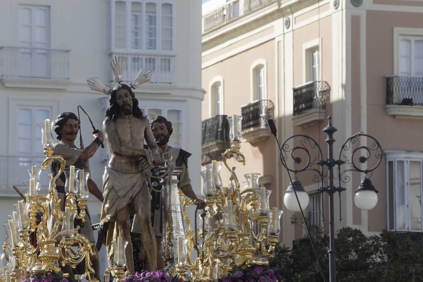 Fotos: Columna, el Martes Santo en Cádiz