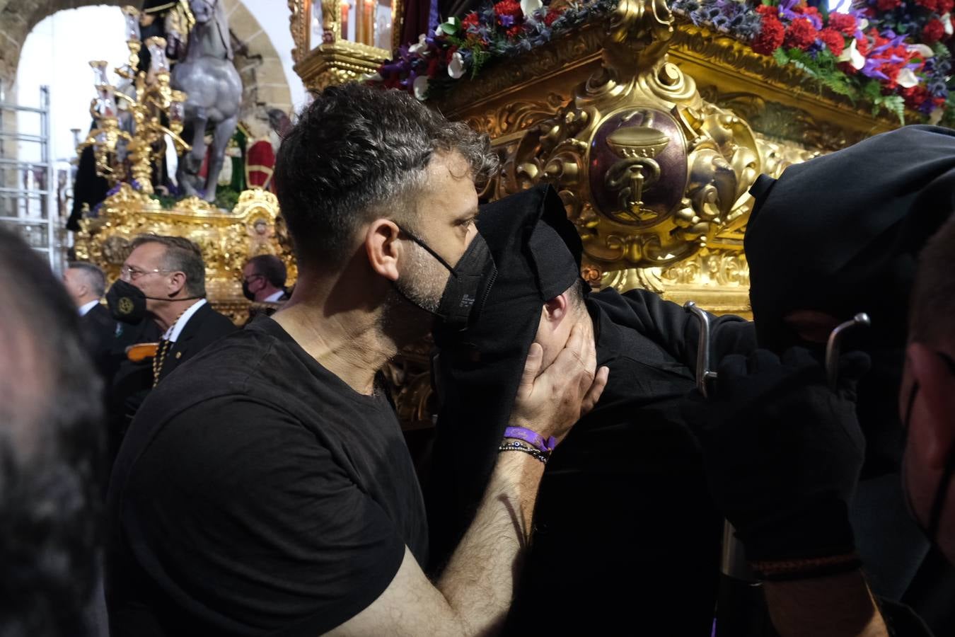 Fotos: Sanidad el Martes Santo en Cádiz