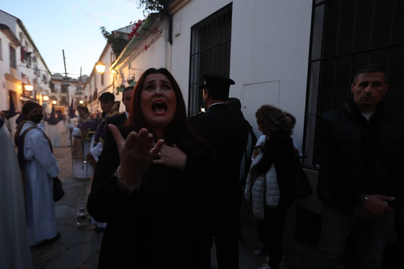 Miércoles Santo | La sublime salida de Pasión en Córdoba, en imágenes