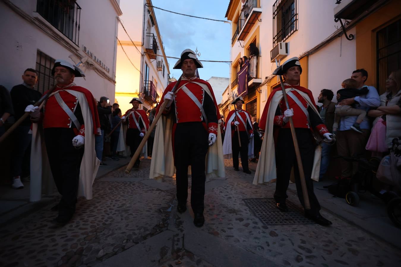 Miércoles Santo | La sublime salida de Pasión en Córdoba, en imágenes