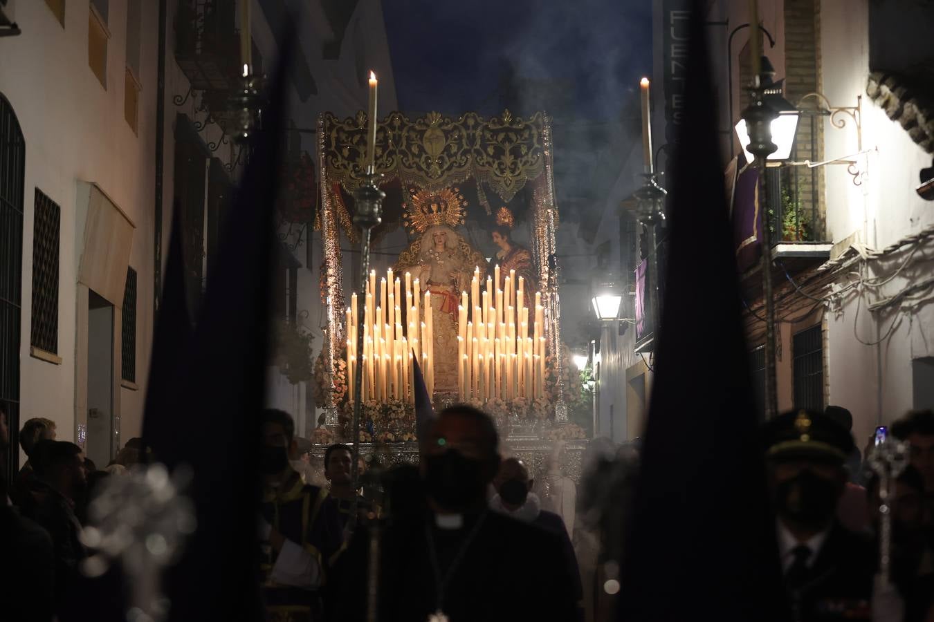 Miércoles Santo | La sublime salida de Pasión en Córdoba, en imágenes