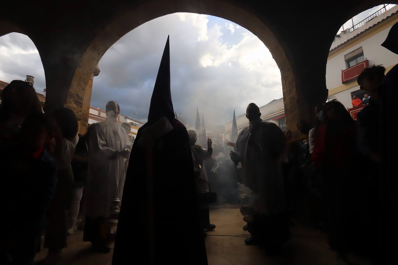 Miércoles Santo | La bella salida del Calvario de Córdoba, en imágenes