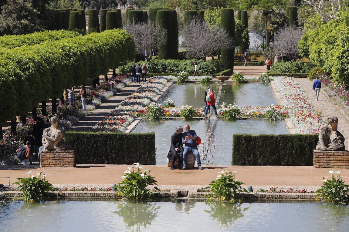 El ambiente turístico el Miércoles Santo en Córdoba, en imágenes
