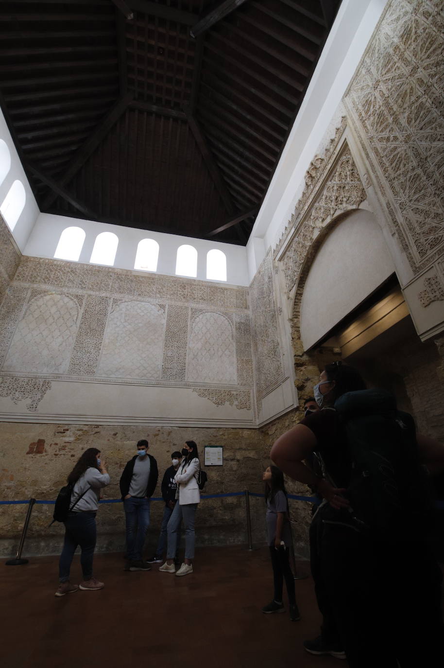 El ambiente turístico el Miércoles Santo en Córdoba, en imágenes