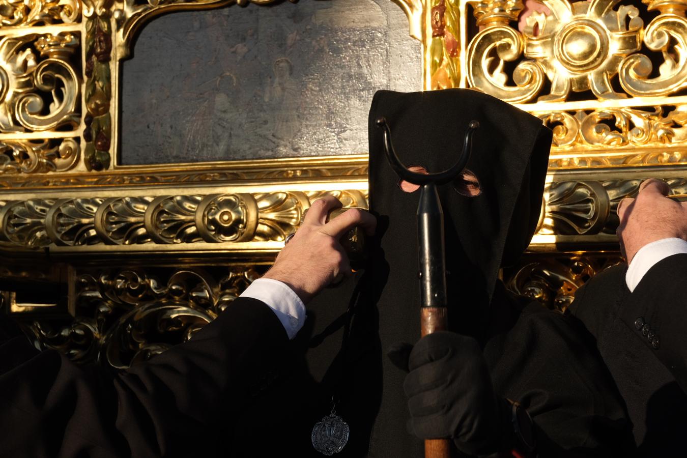 Fotos: la Hermandad del Caminito recorre las calles de Cádiz este Miércoles Santo