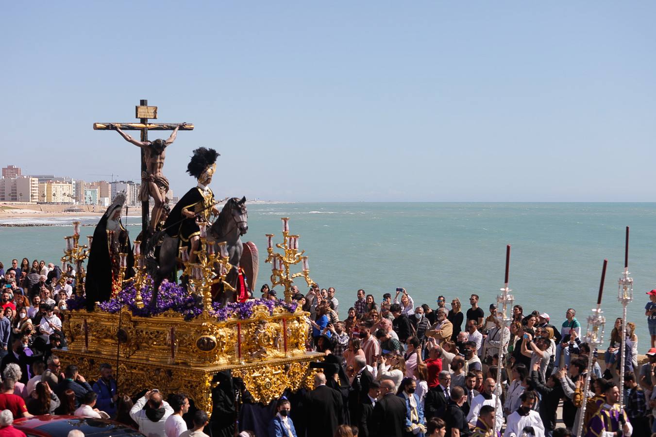 Crónica: Cádiz se encontró con su Miércoles Santo