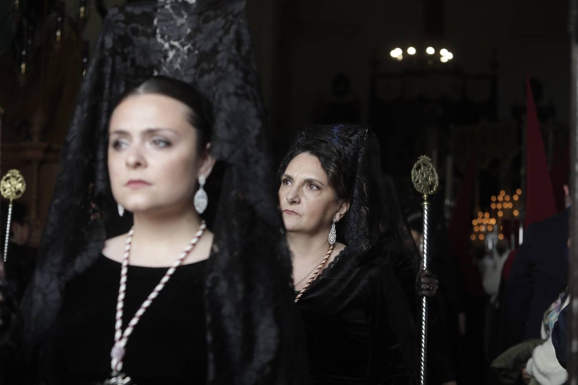 Fotos: Sentencia recorre las calles de Cádiz el Miércoles Santo