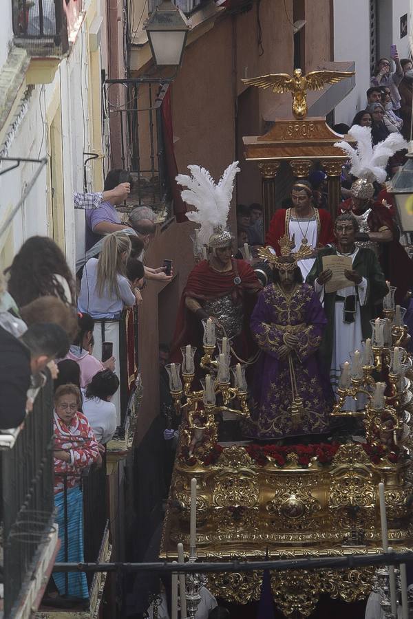 Fotos: Sentencia recorre las calles de Cádiz el Miércoles Santo