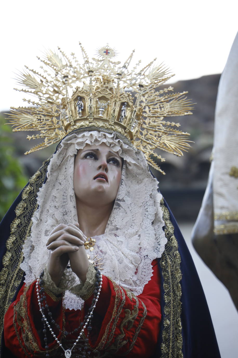 Jueves Santo | La popular procesión del Cristo de Gracia de Córdoba, en imágenes