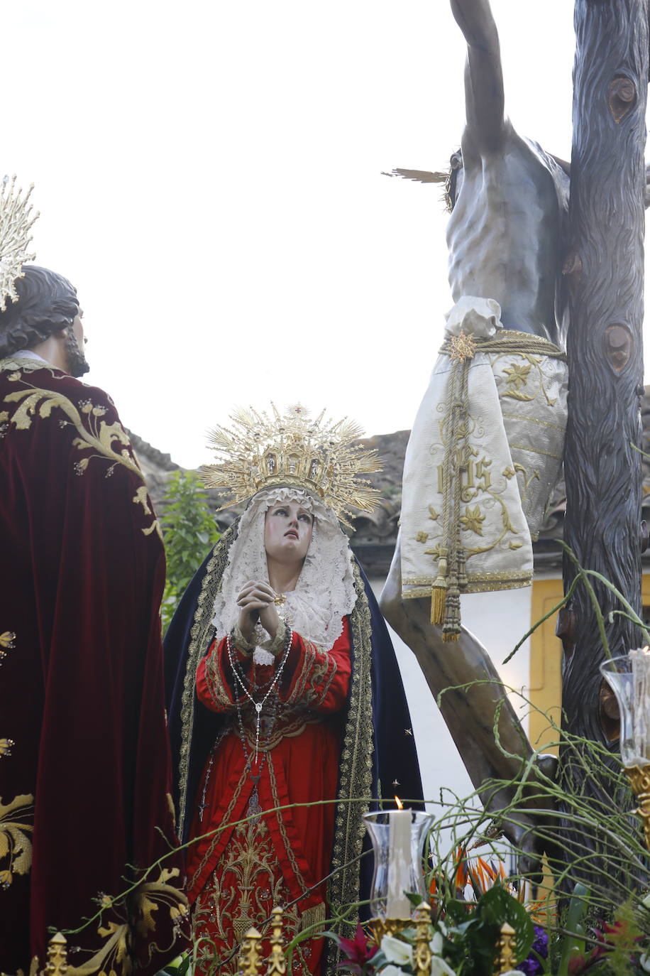 Jueves Santo | La popular procesión del Cristo de Gracia de Córdoba, en imágenes