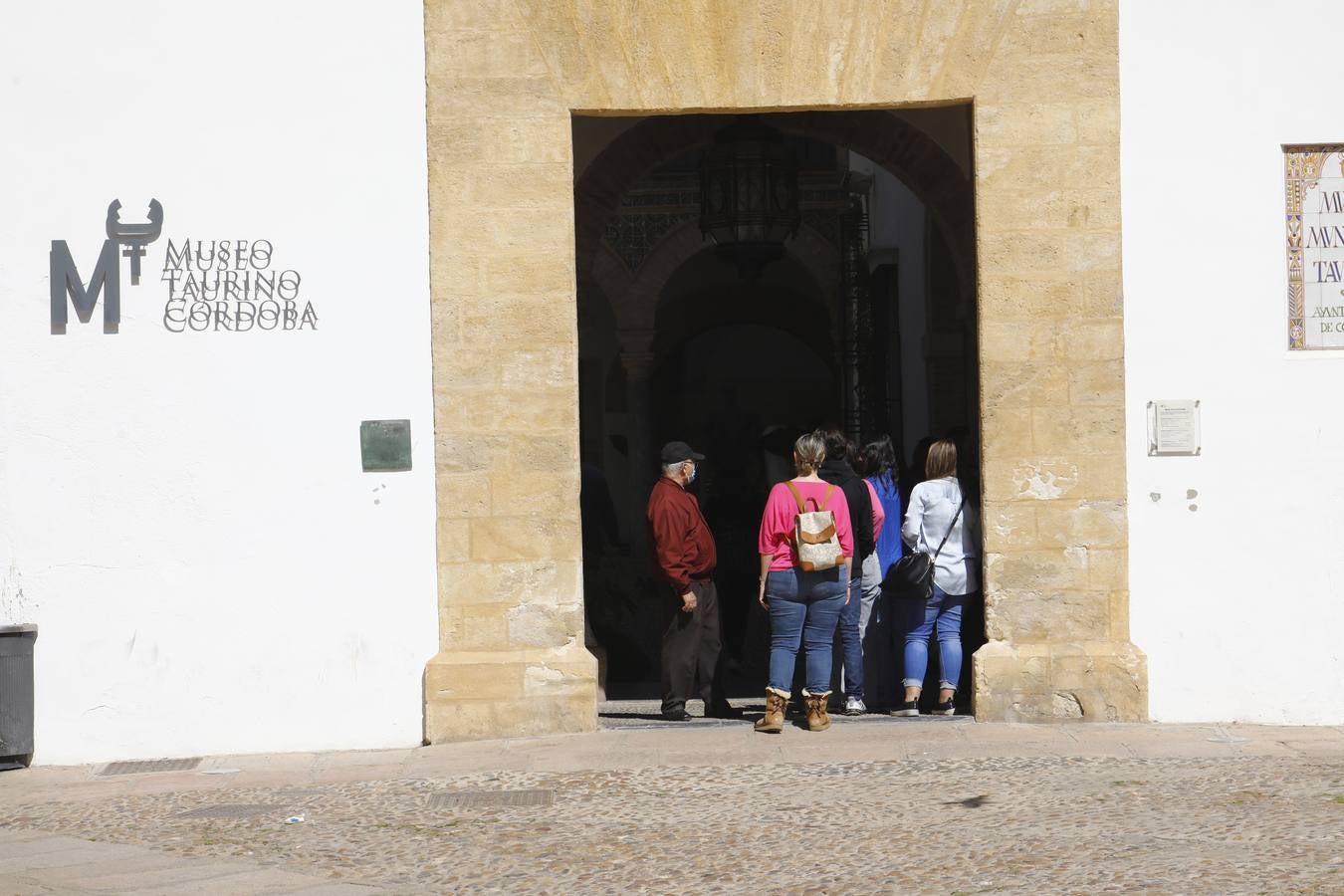 Los museos municipal de Córdoba cerrados por huelga, en imágenes