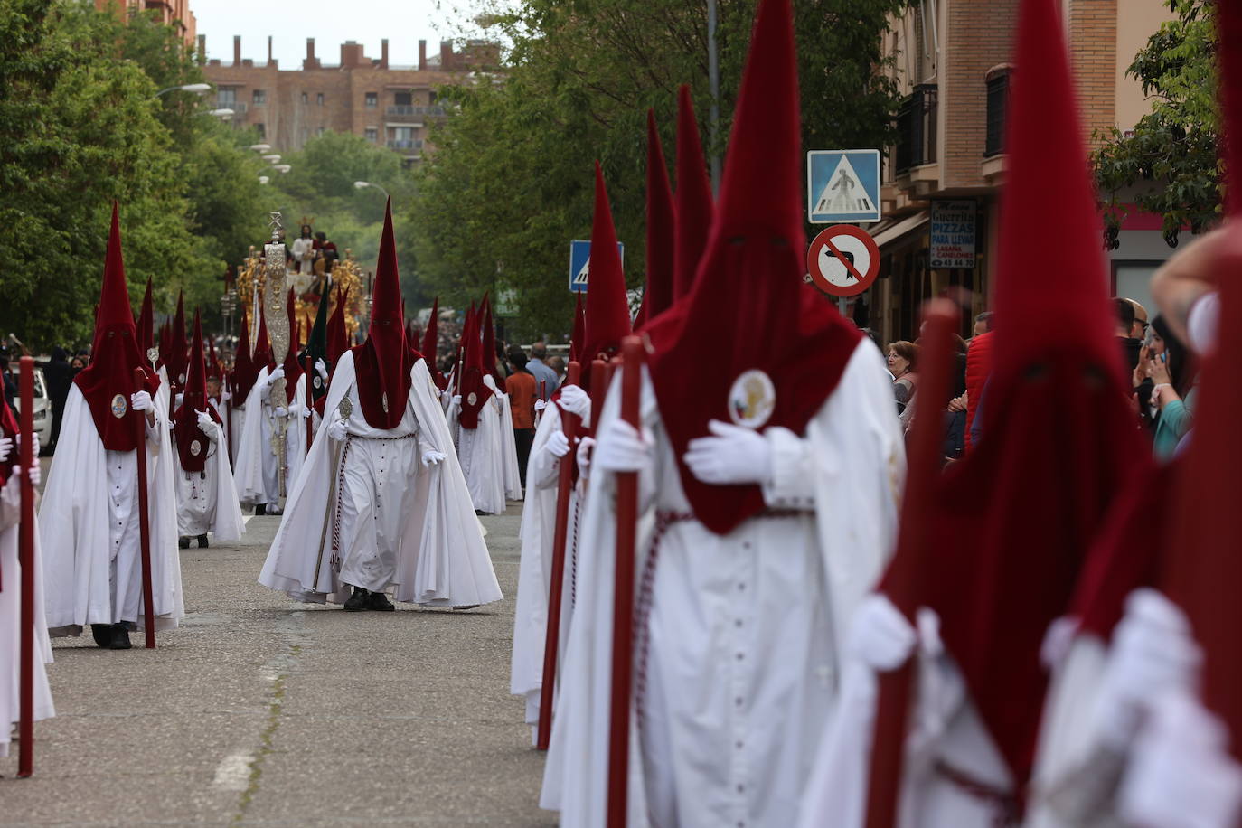 Jueves Santo | La histórica salida de la Sagrada Cena de Córdoba, en imágenes