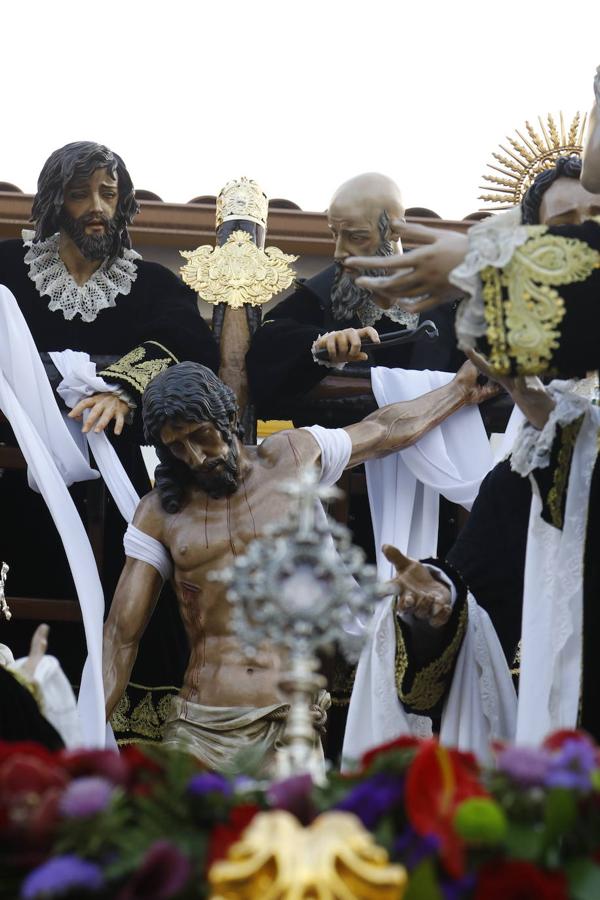 Viernes Santo | La popular procesión del Descendimiento de Córdoba, en imágenes