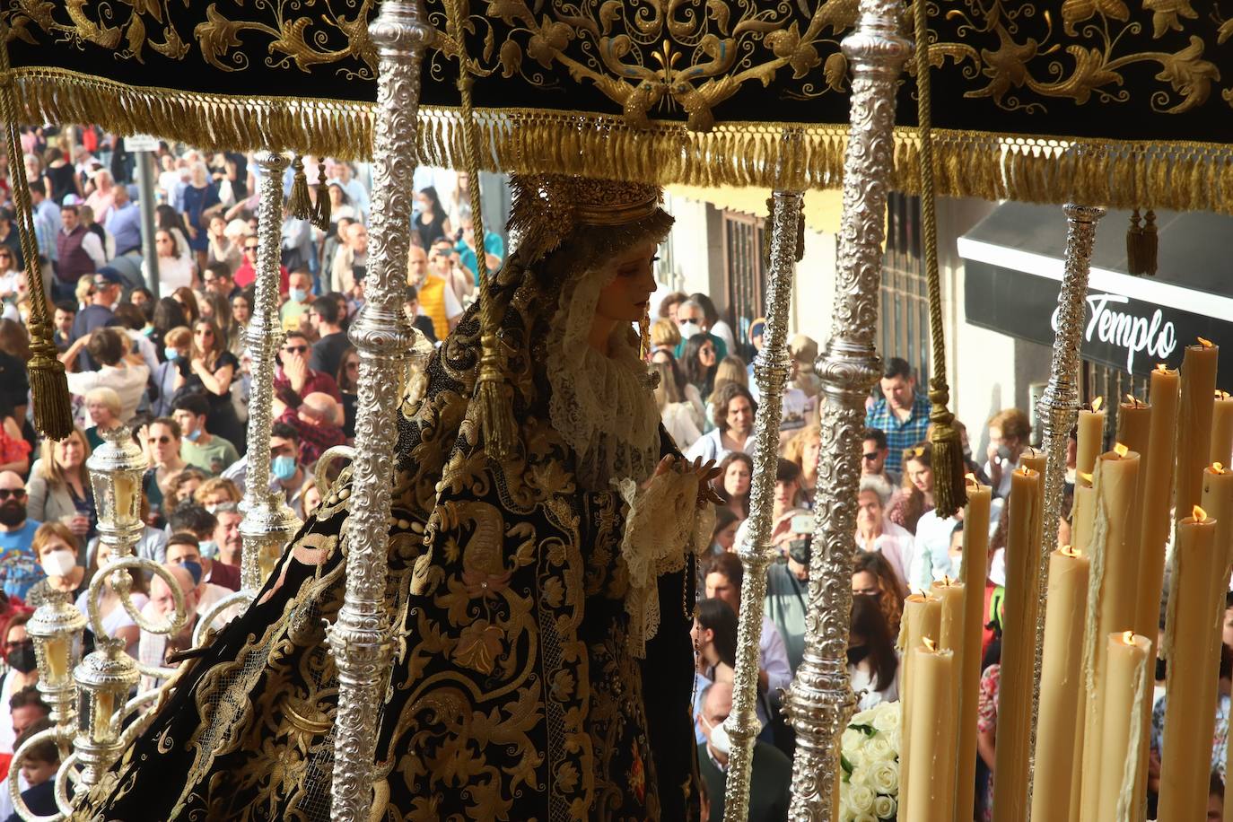 Viernes Santo | La hermosa procesión de la Expiración de Córdoba, en imágenes