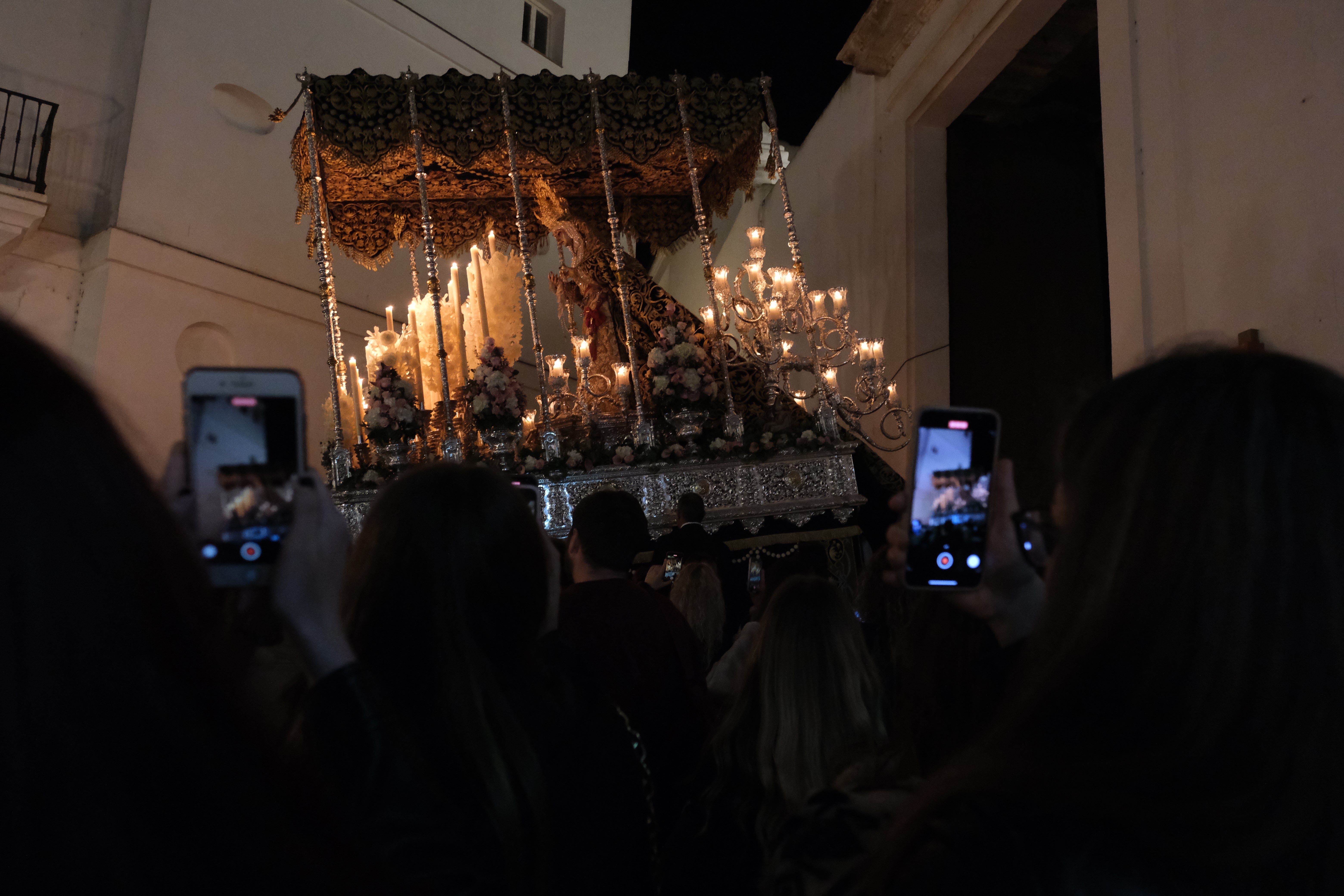 Fotos: El Perdón, esta Madrugada en la Semana Santa de Cádiz 2022