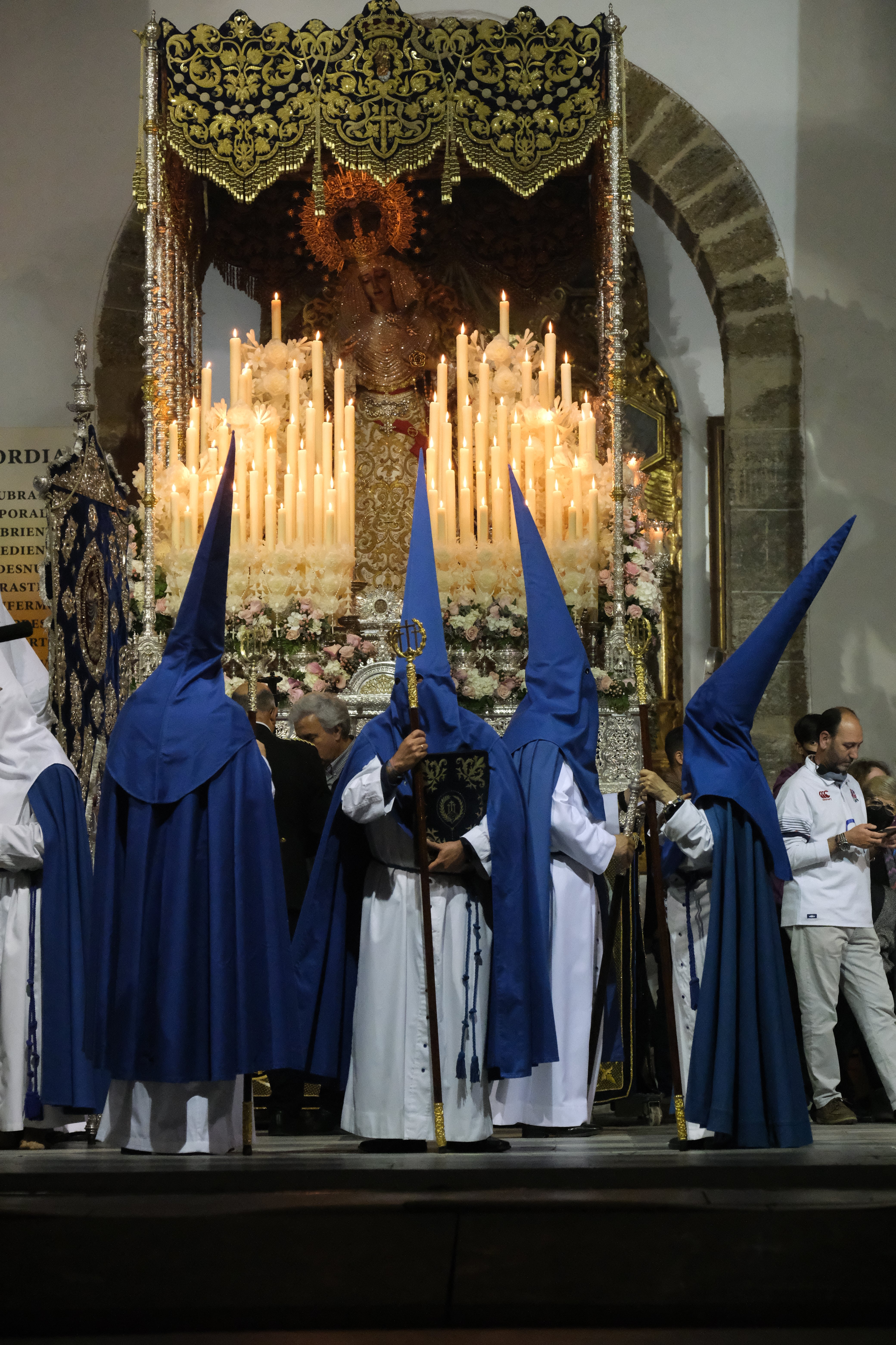 Fotos: El Perdón, esta Madrugada en la Semana Santa de Cádiz 2022