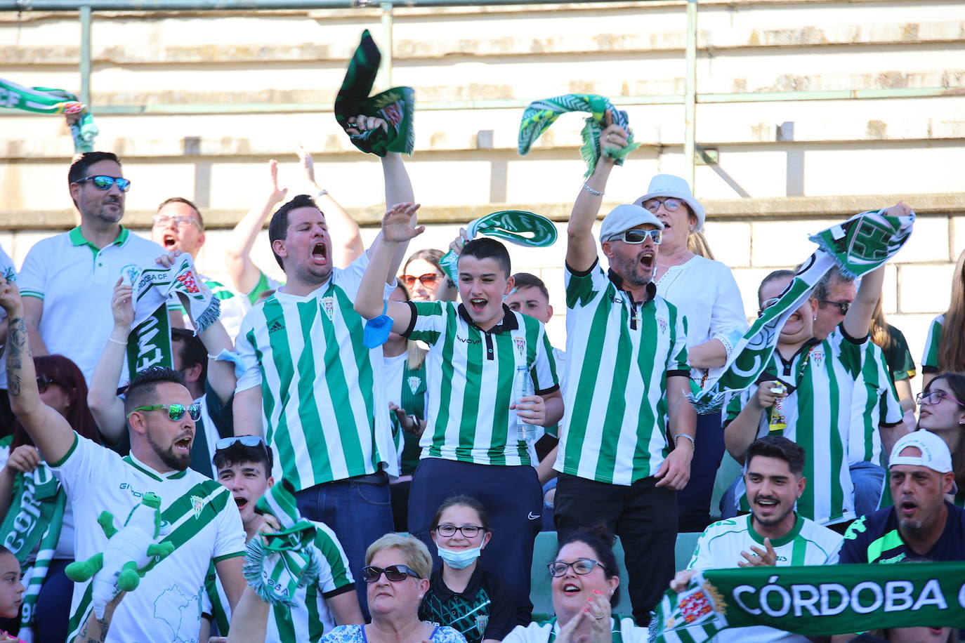 Así lo han vivido los mil cordobesistas del AD Mérida - Córdoba CF