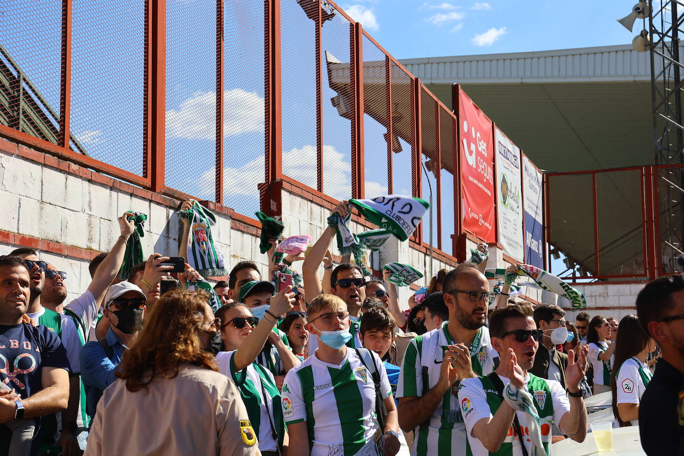 Así lo han vivido los mil cordobesistas del AD Mérida - Córdoba CF