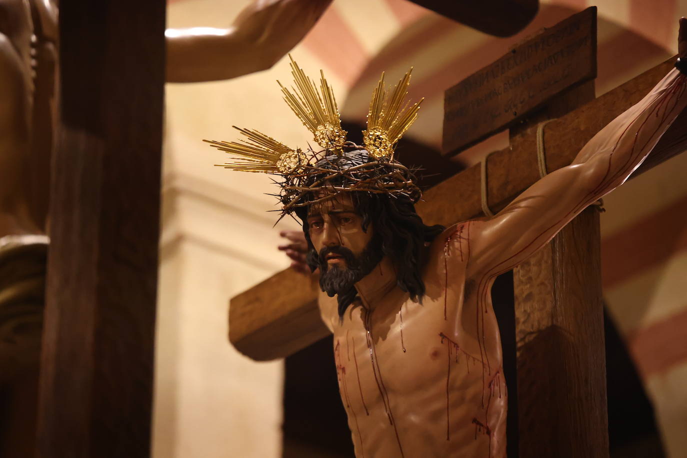 En imágenes, el histórico estreno de la Conversión en la carrera oficial de la Semana Santa de Córdoba