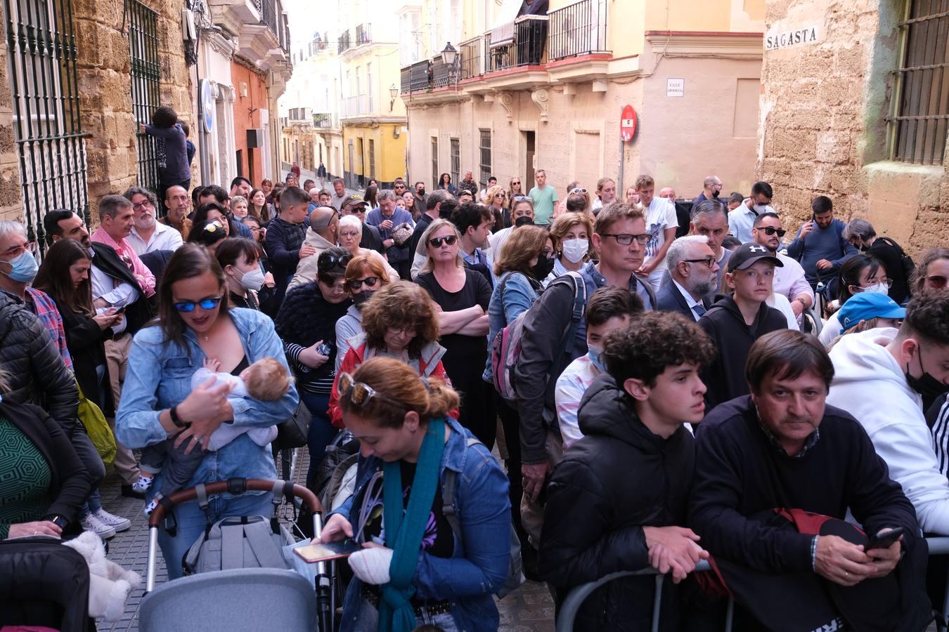 Fotos: Descendimiento, el Viernes Santo en Cádiz