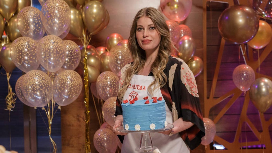 Claudia. Gerundense de 28 años y administrativa.