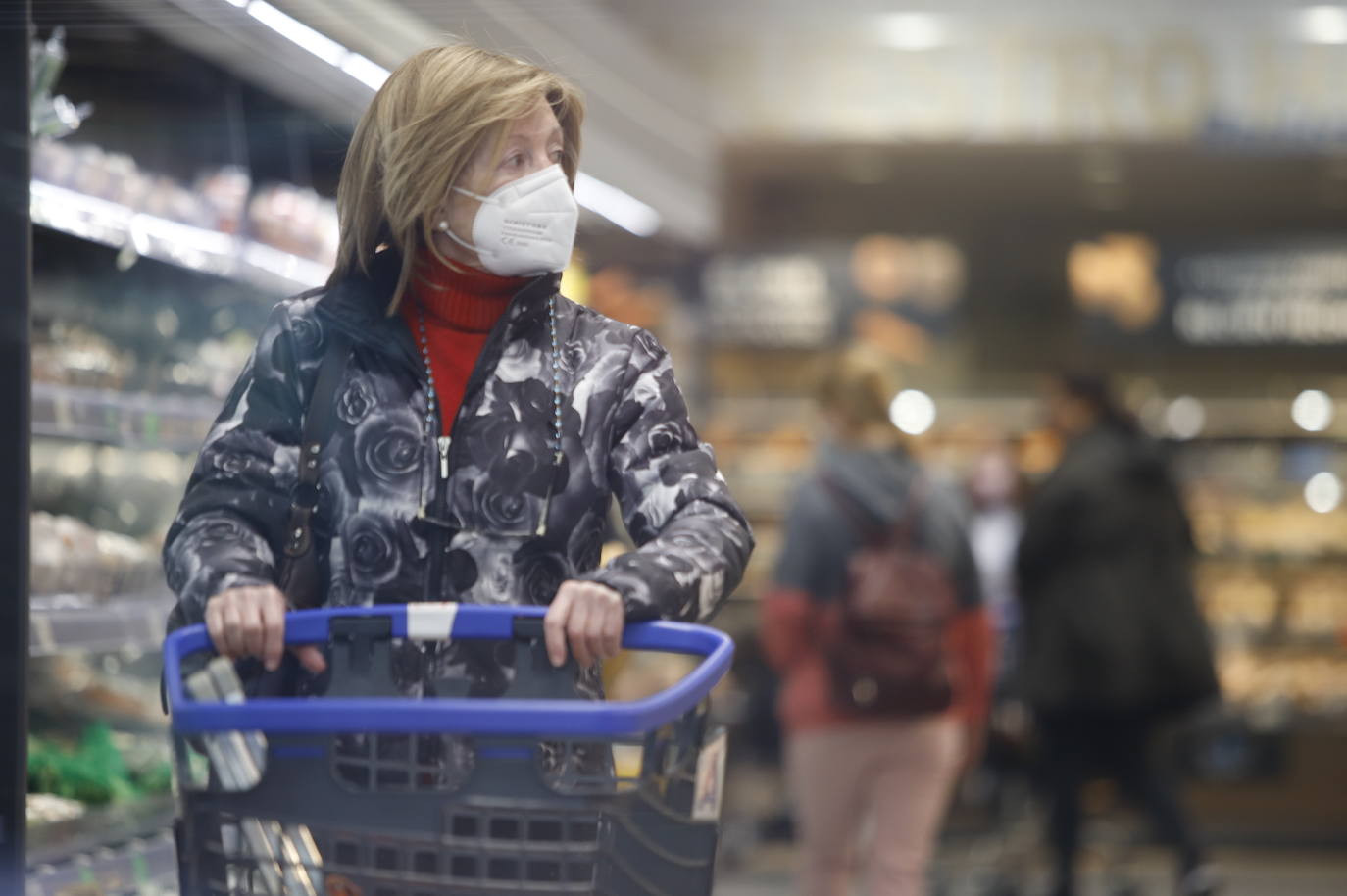 El primer día sin mascarillas en interiores en Córdoba, en imágenes