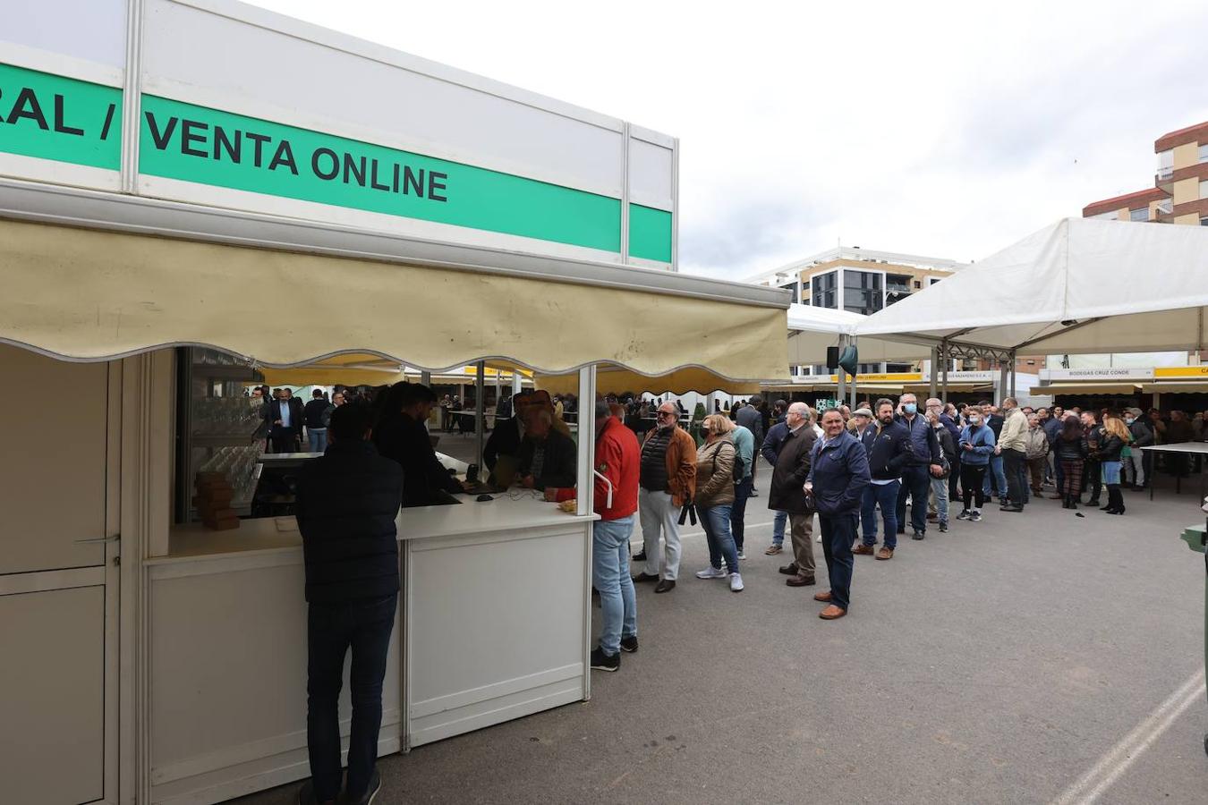 La apertura al público de la Cata del Vino de Córdoba, en imagenes