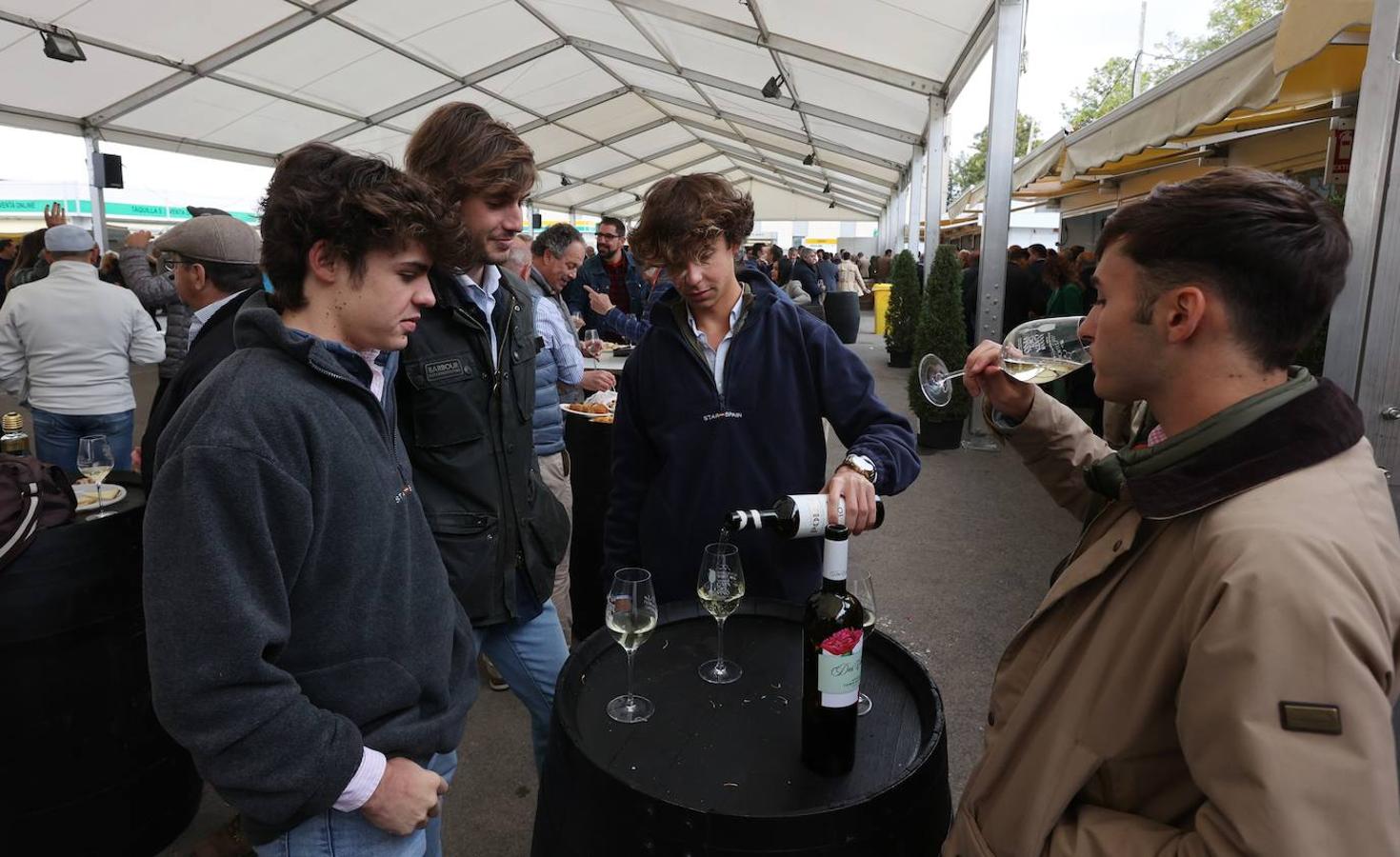 La apertura al público de la Cata del Vino de Córdoba, en imagenes