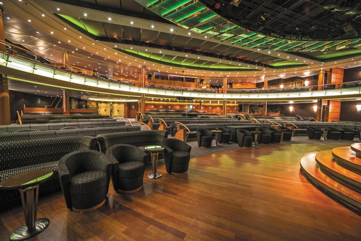 Fotos: Así son las instalaciones del crucero &#039;Seven Seas Voyager&#039; atracado en Cádiz