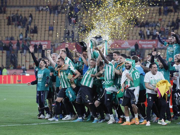 El Betis alza su tercera Copa del Rey