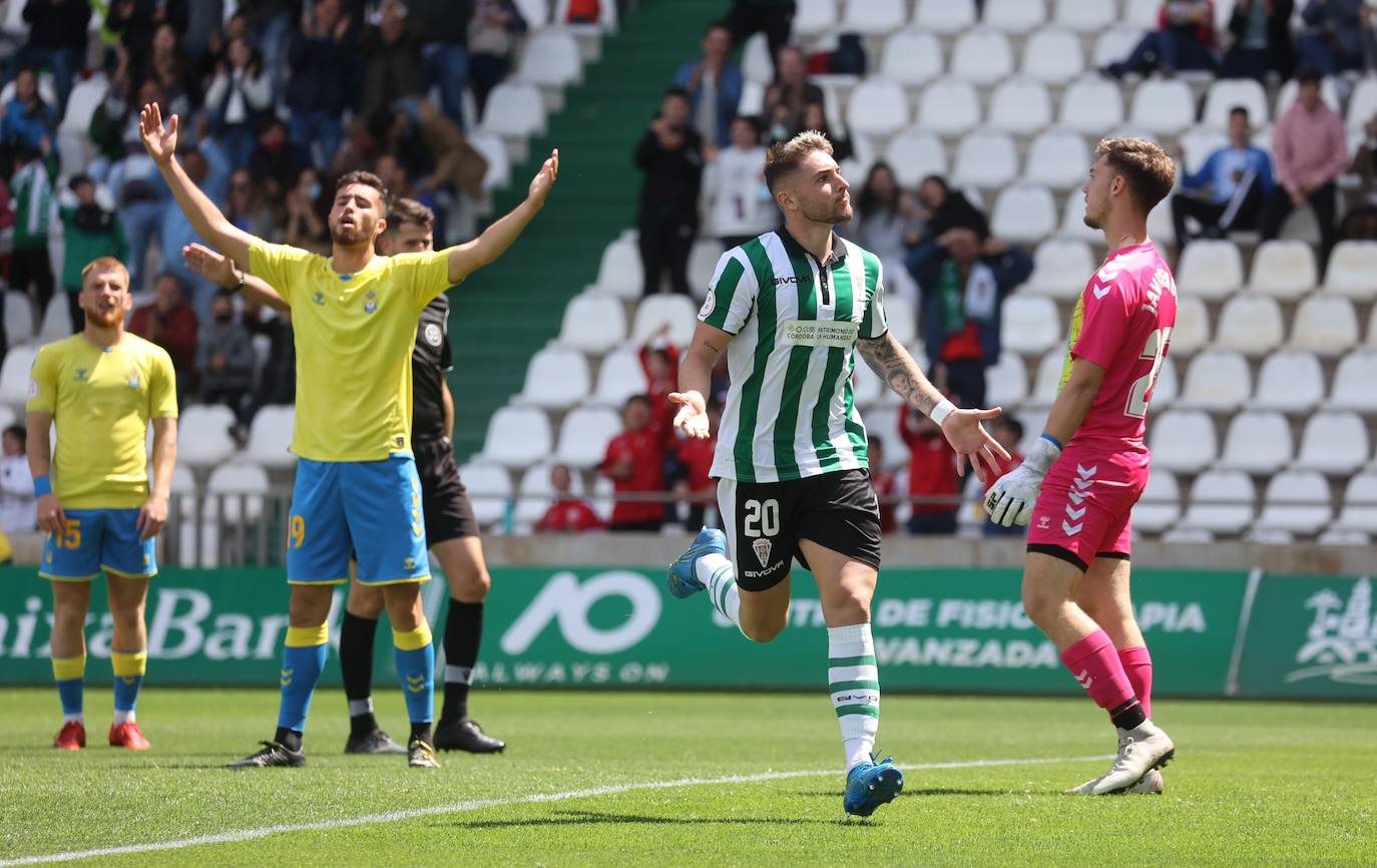 Las mejores jugadas del Córdoba CF-Las Palmas, en imágenes