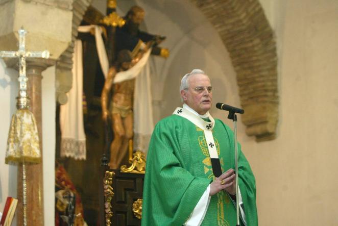 Pontifical por el 25 aniversario de la hermandad de la Vera-Cruz