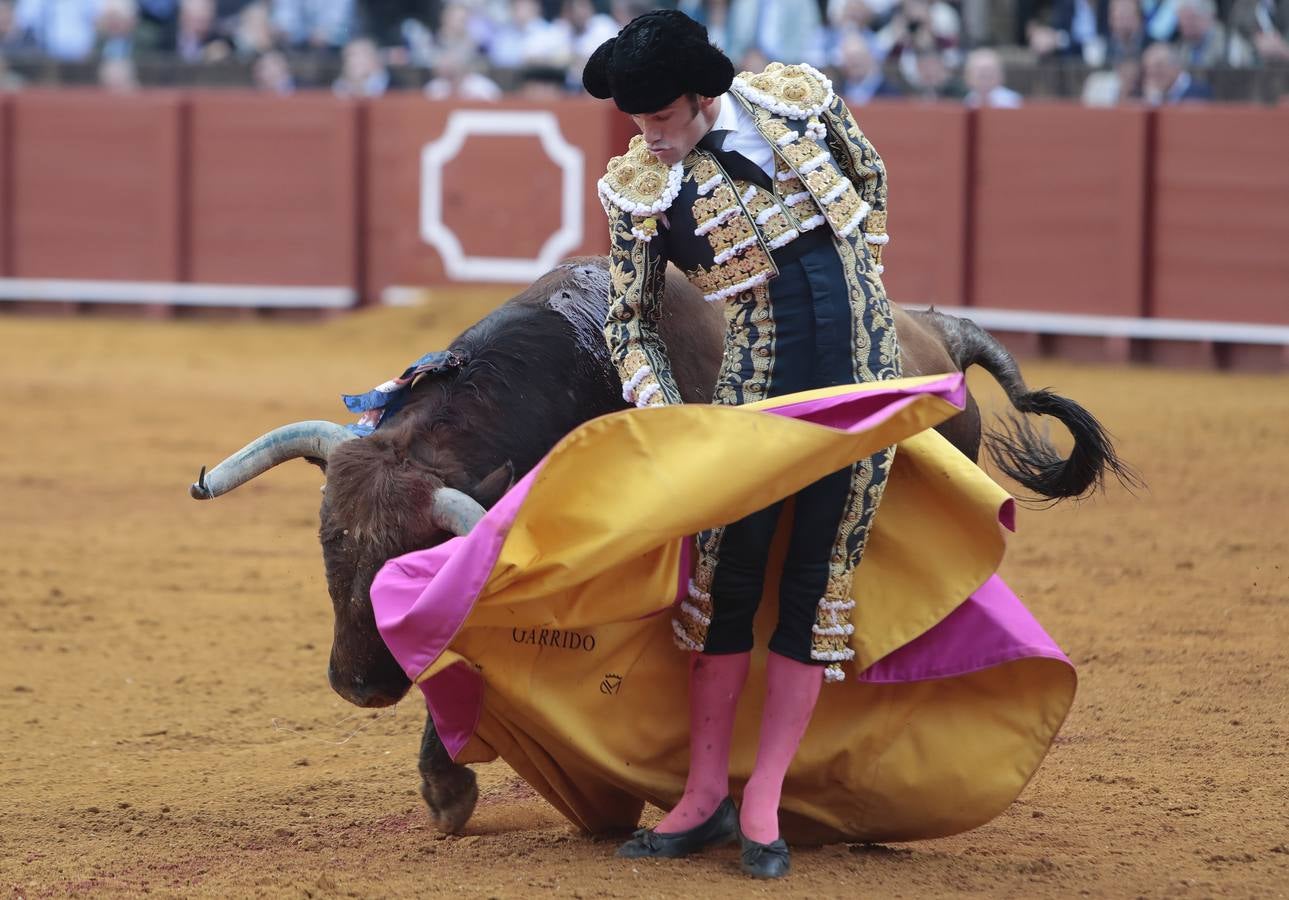 Primera corrida del ciclo continuado de 2022 en la plaza de toros de Sevilla. RAÚL DOBLADO