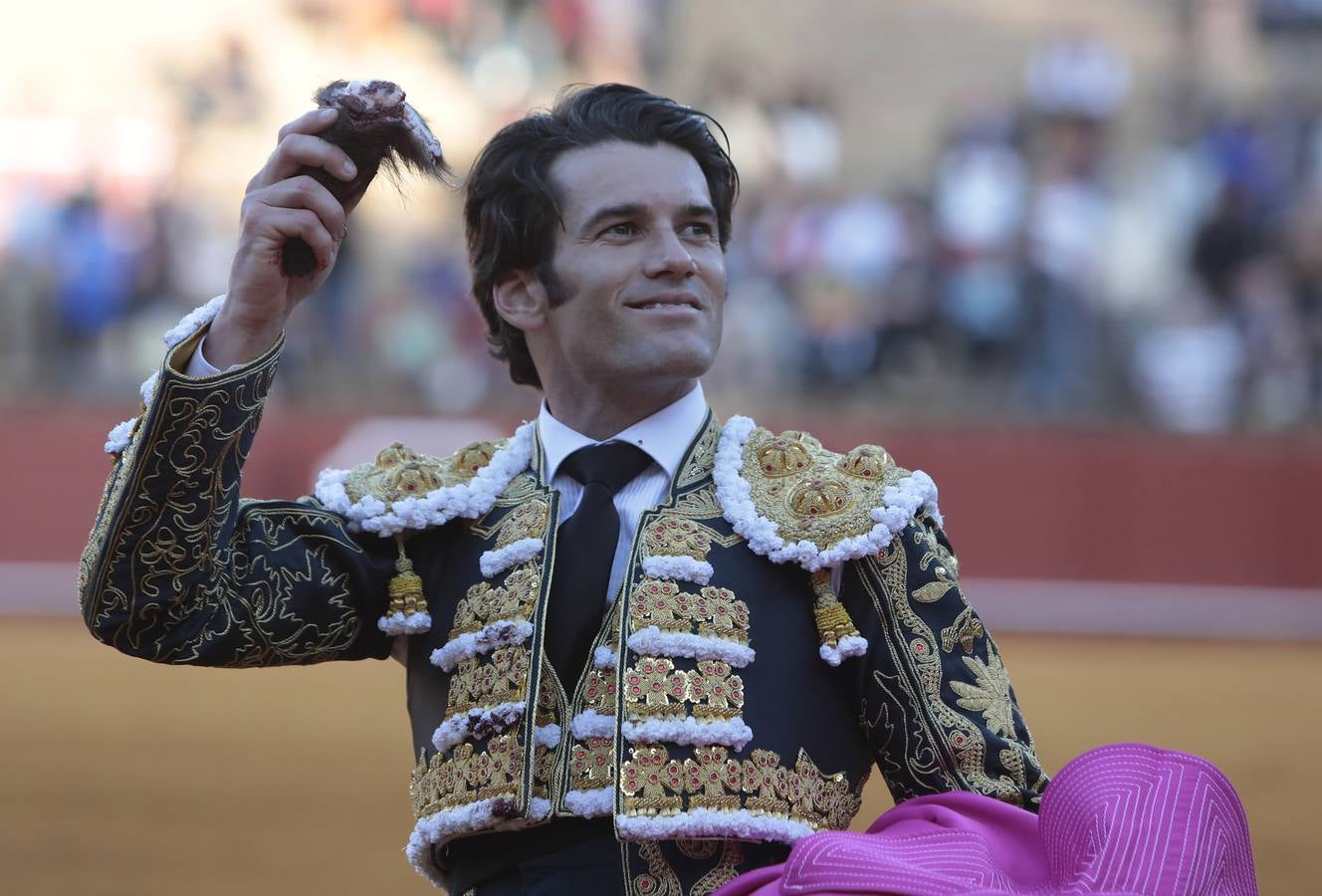 Primera corrida del ciclo continuado de 2022 en la plaza de toros de Sevilla. RAÚL DOBLADO