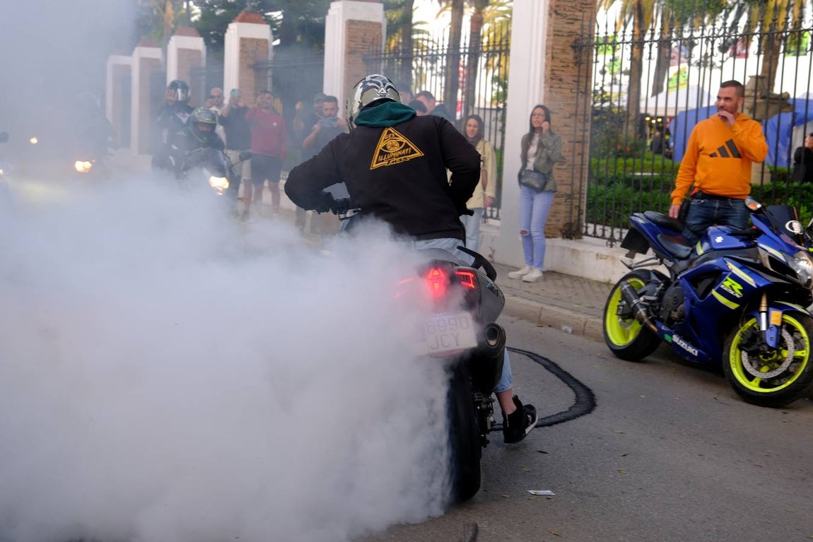 Fotos: Gran ambiente en El Puerto para dar la bienvenida al Gran Premio de Motociclismo