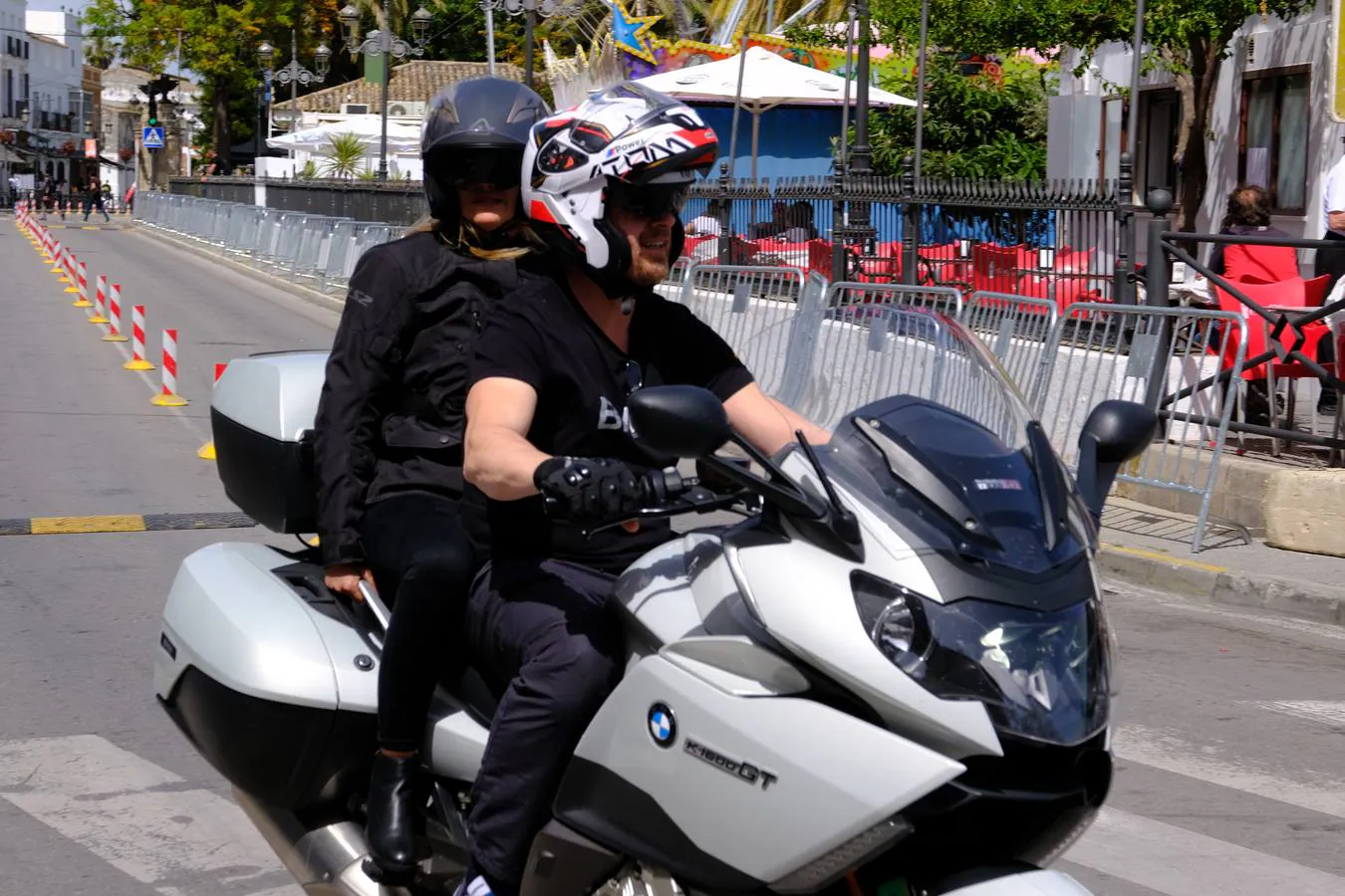 Fotos: Gran ambiente en El Puerto para dar la bienvenida al Gran Premio de Motociclismo